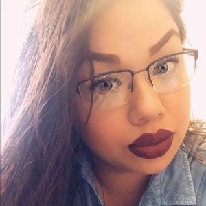 Meet your Posher, Joann